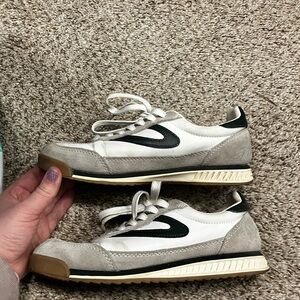 Tretorn Women’s Rawlins Lace-Up Sneakers – Size 6M